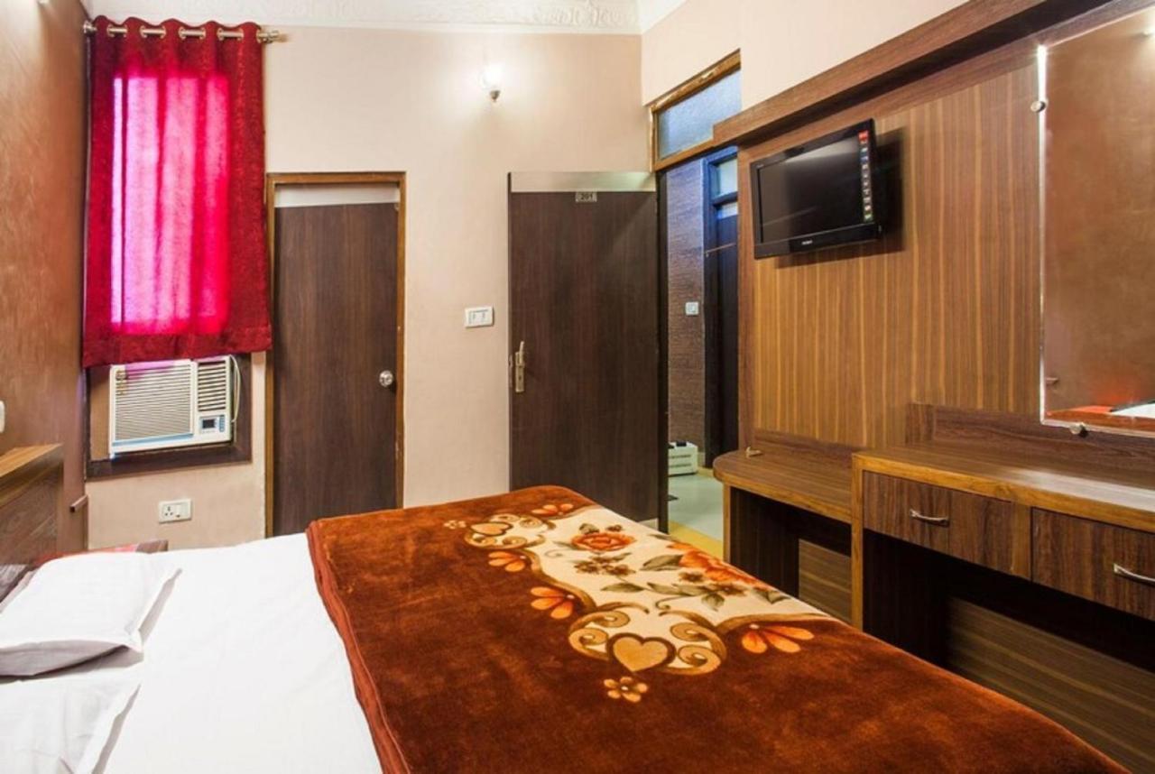 Hotel Novelty Jammu Exterior photo